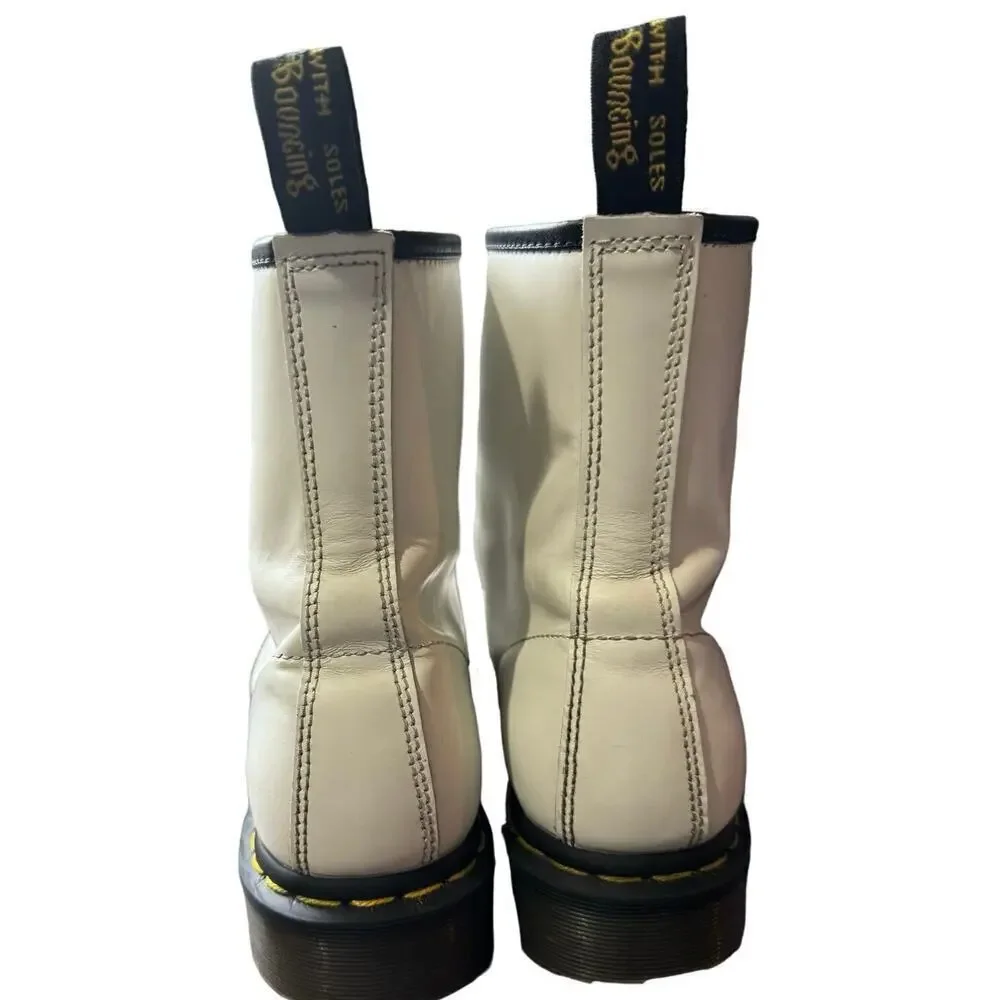 Dr. Martens 1460 Smooth Leather Lace Up Boots In White Size 9